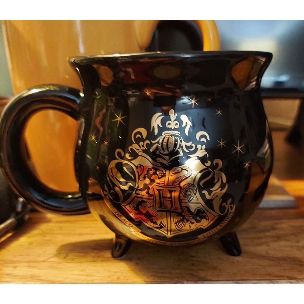 Harry Potter Hogwarts School Crest Ceramic Black Cauldron Coffee Mug Cup 20 OZ